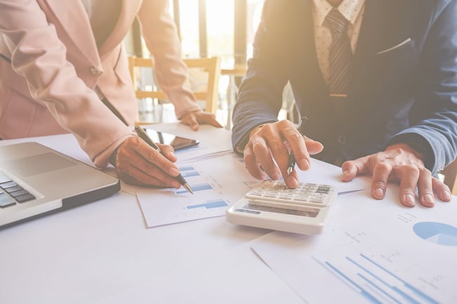 corporate-professional-project-talking-accountant-workplace-scaled