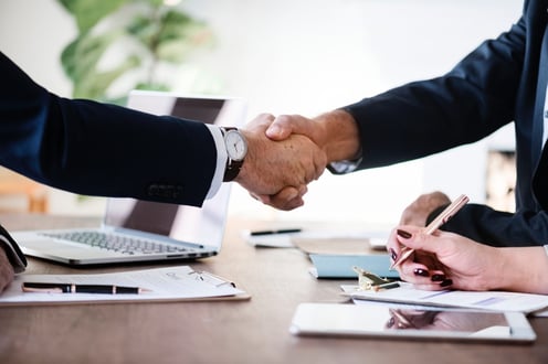 Umowa o współpracy_ czyli kontrakt B2B w dzienniku