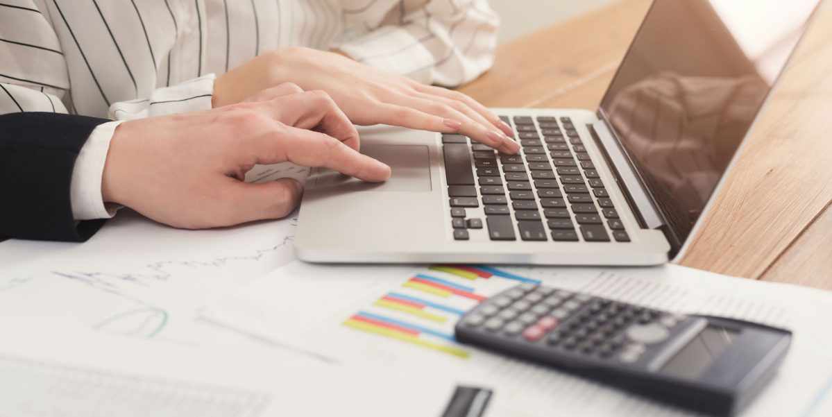 eteczki-i-akta-osobowe-pracownikow-outsourcing-uslug-kadrowych-w-biurze-rachunkowym-mddp-outsourcing