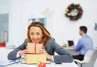 swiateczne-paczki-dla-pracownikow-a-pit-zus-i-koszty-podatkowe-1