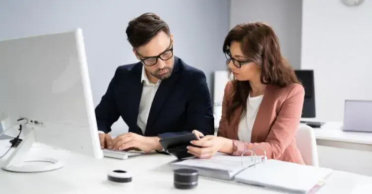 linkedin-2024-reklama-z-pojedyncza-grafika-na-linkedin-32